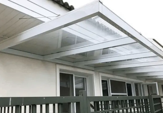 COBERTURAS FIXA E TOLDO CURVO EM POLICARBONATO EM INDAIATUBA