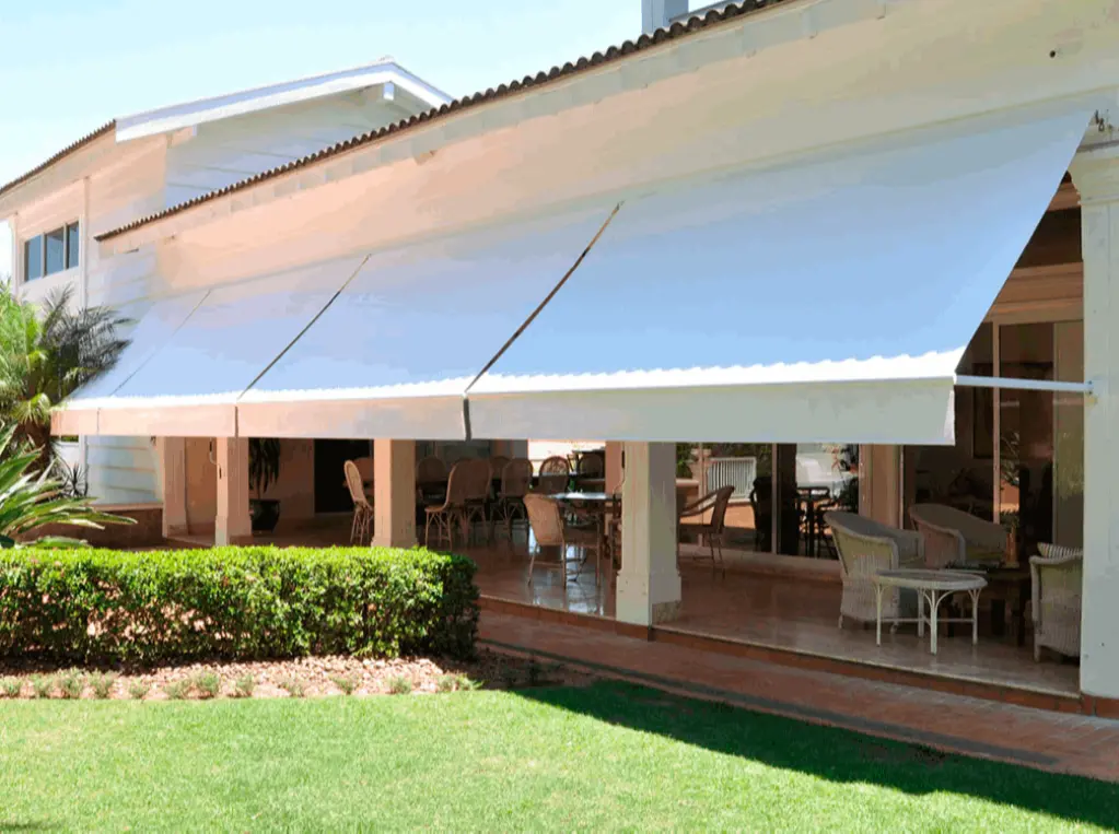 TOLDO RETO COM BRAÇO EM INDAIATUBA